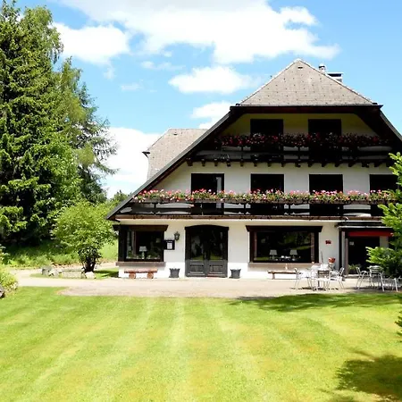 بيت ضيافة Gaestehaus Behabuehl فيلدبرج